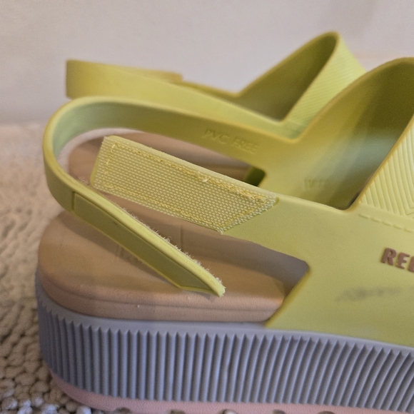 Reef Water Vista Higher Womens Platform Sandal Meringue Pastels Sz 11 - Picture 5 of 8